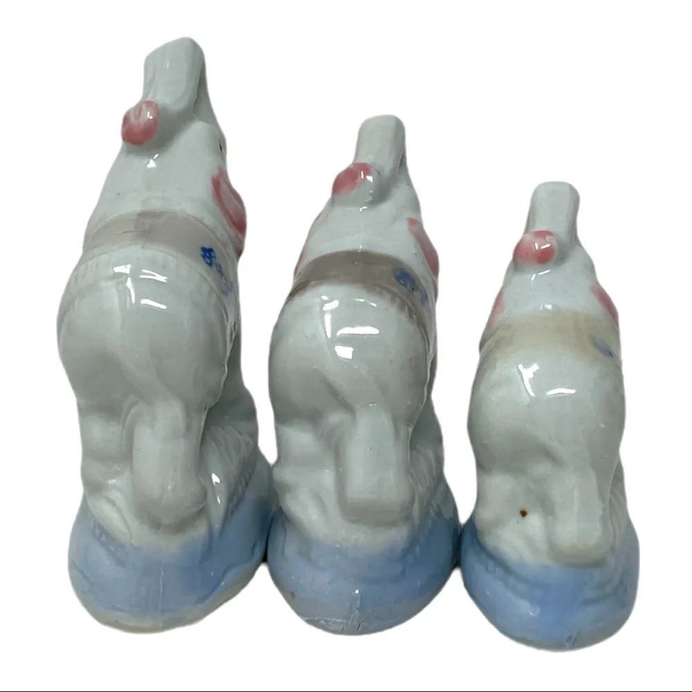 Beautiful Vintage Set of 3 Family Elephants Hand Crafted Hand Painted
